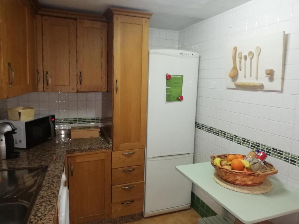 La Buganvilla De Juana Y Antonio Casares Bagian luar foto