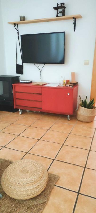 La Buganvilla De Juana Y Antonio Casares Bagian luar foto